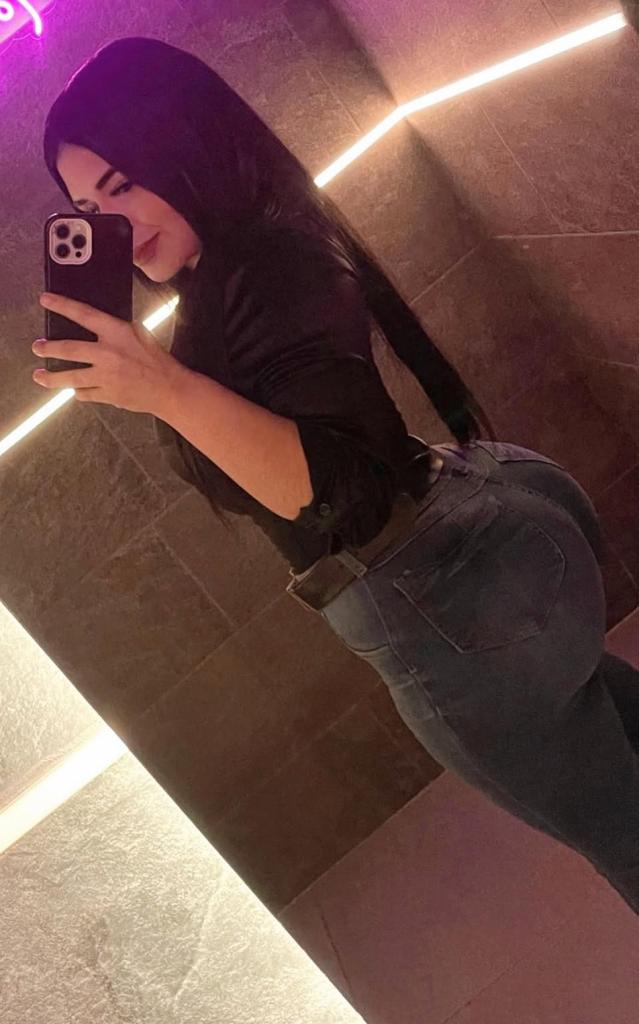 Chica busca chico en Murcia: 