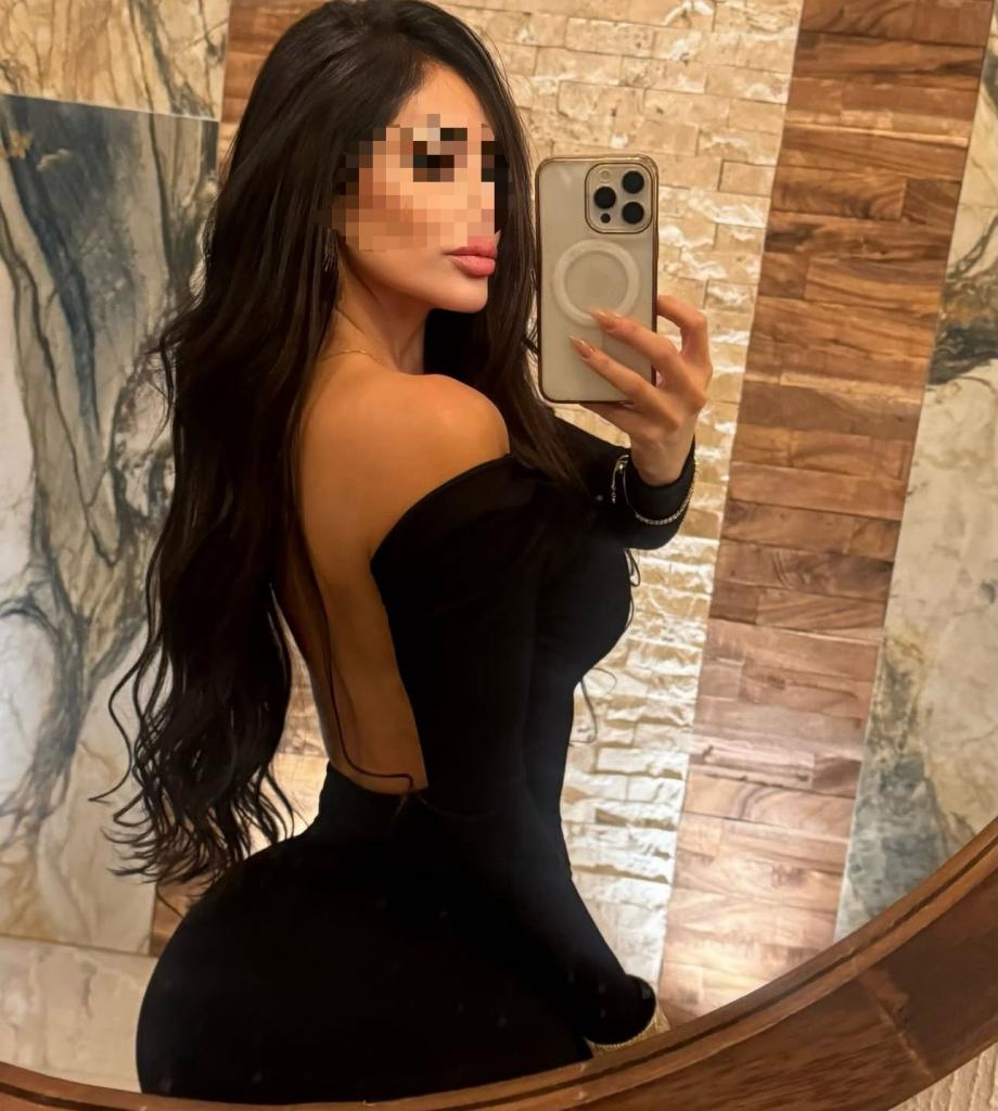 604449647: Chica busca chico en Málaga