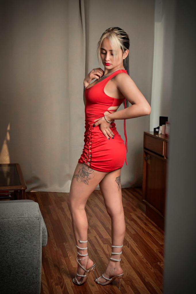 Chica busca chico en Alicante: 