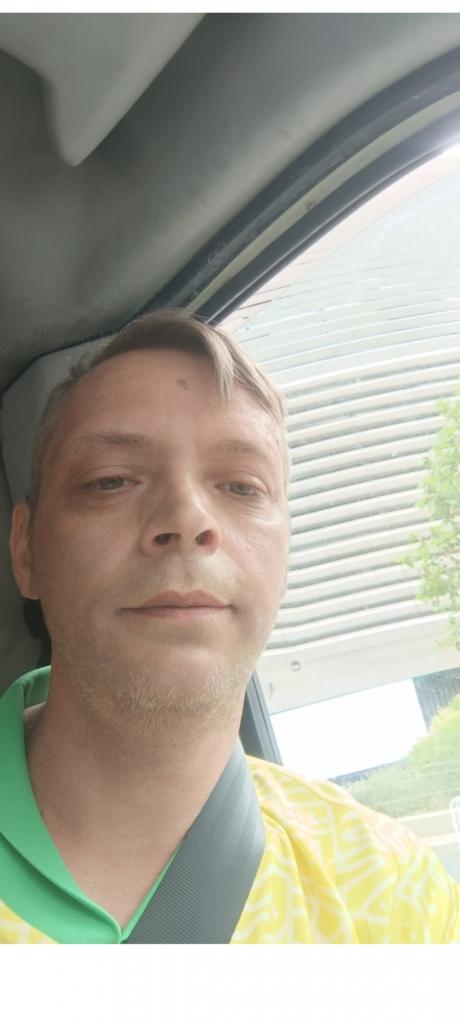 600655718: Chico busca chica en Madrid