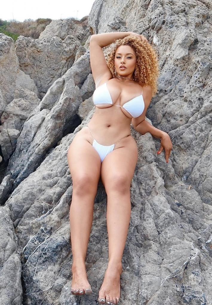 Chica busca chico en Mallorca: 