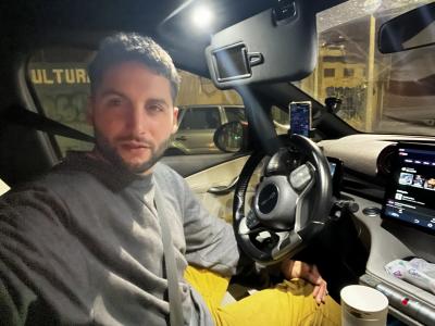 681032141: Chico busca chica en Barcelona