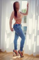 642427503: Chica busca chico en Barcelona