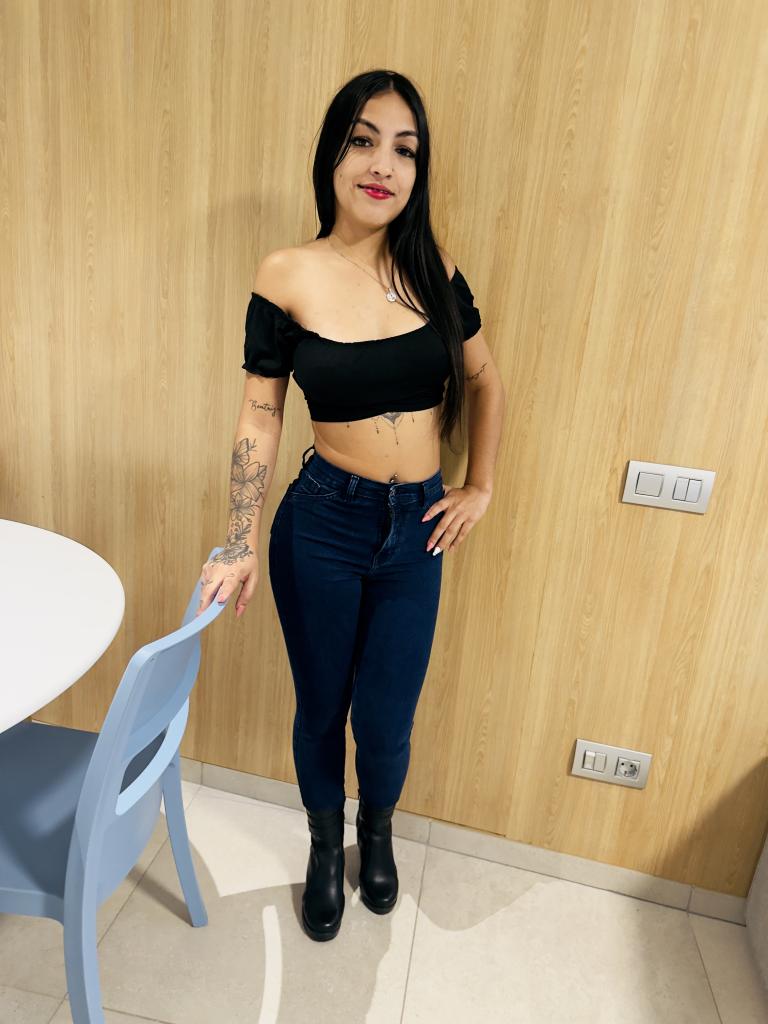 615216733: Chica busca chico en Málaga
