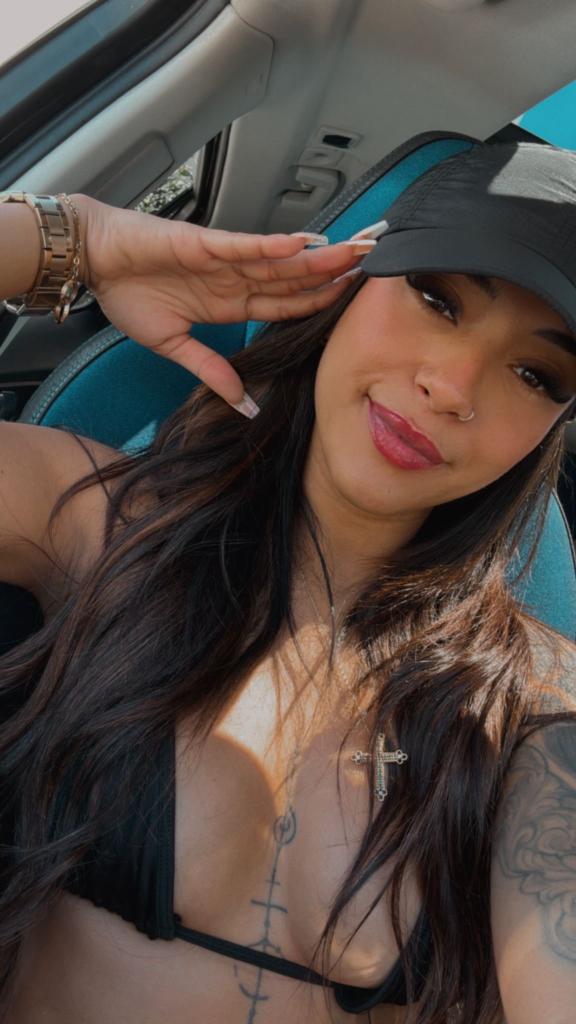 Chica busca chico en Ibiza: Chica busca chico