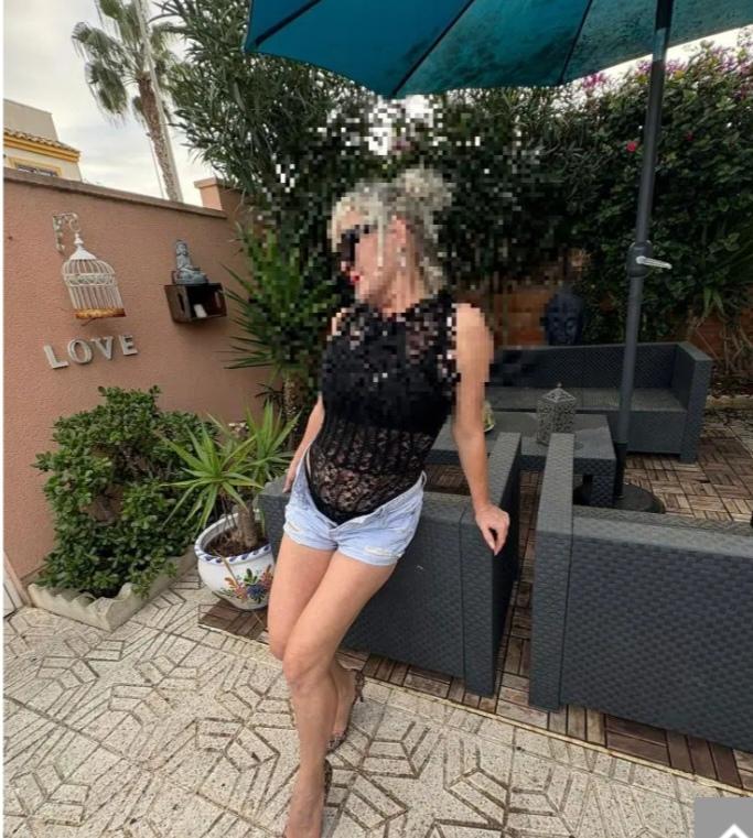 613772354: Chica busca chico en Alicante