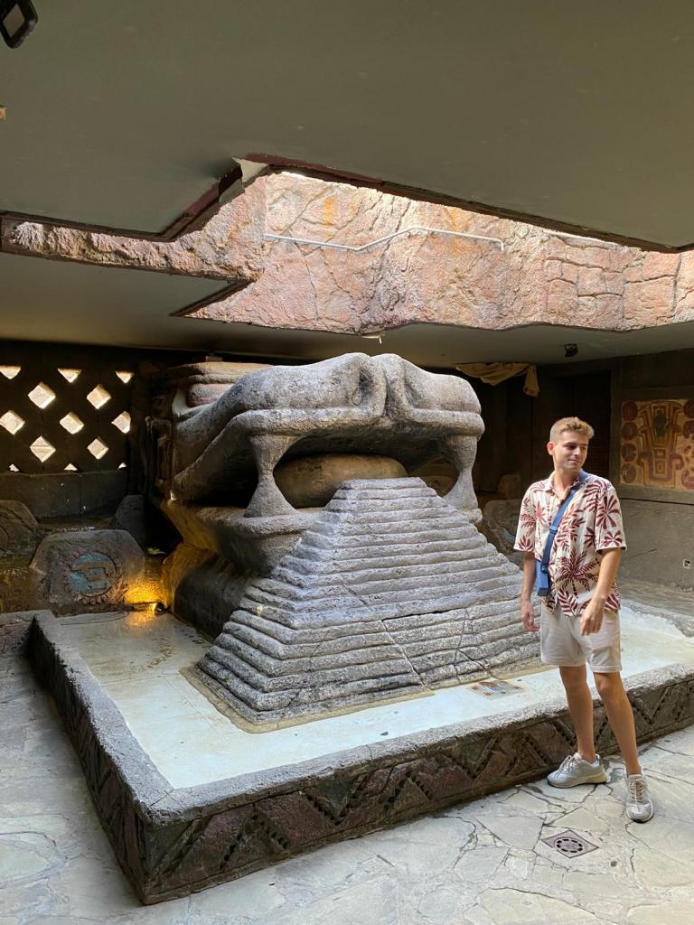 Chico busca chica en Málaga: 