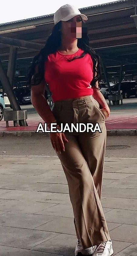 Chica busca chico en Cádiz: 