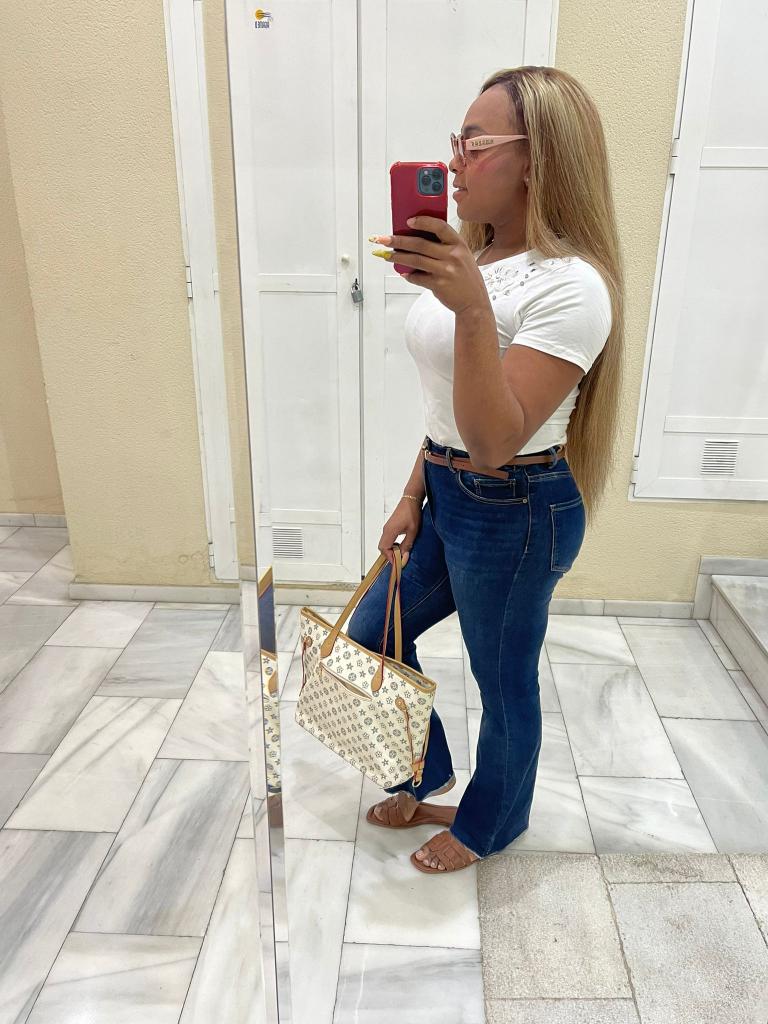 607409866: Transexual en Alicante