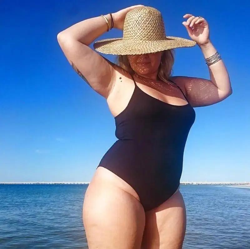 Chica busca chico en Granada: 