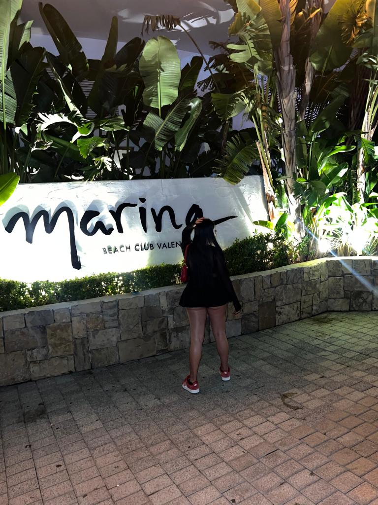 643766255: Chica busca chico en Madrid