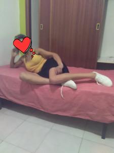 604292341: Chica busca chico en Almería