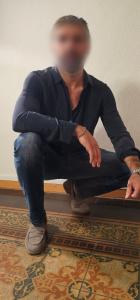 647752643: Chico busca chica en Barcelona