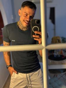 622433100: Chico busca chica en Málaga