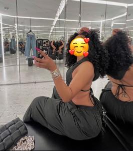 634058161: Chica busca chico en Barcelona