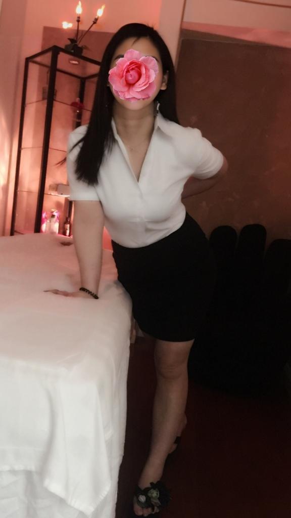 Chica busca chico en Barcelona: Chica busca chico