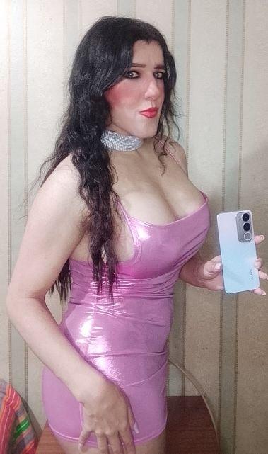 697455526: Transexual en La Coruña