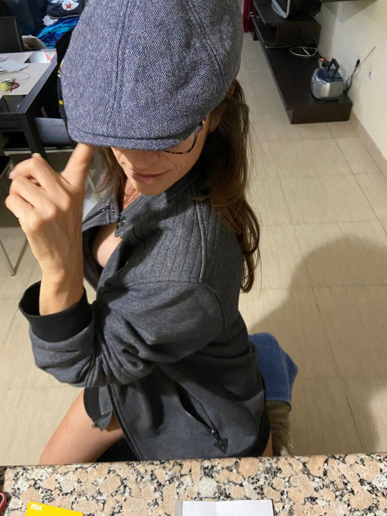 Chica busca chico en Tenerife: 