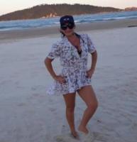 631643381: Chica busca chico en Gerona