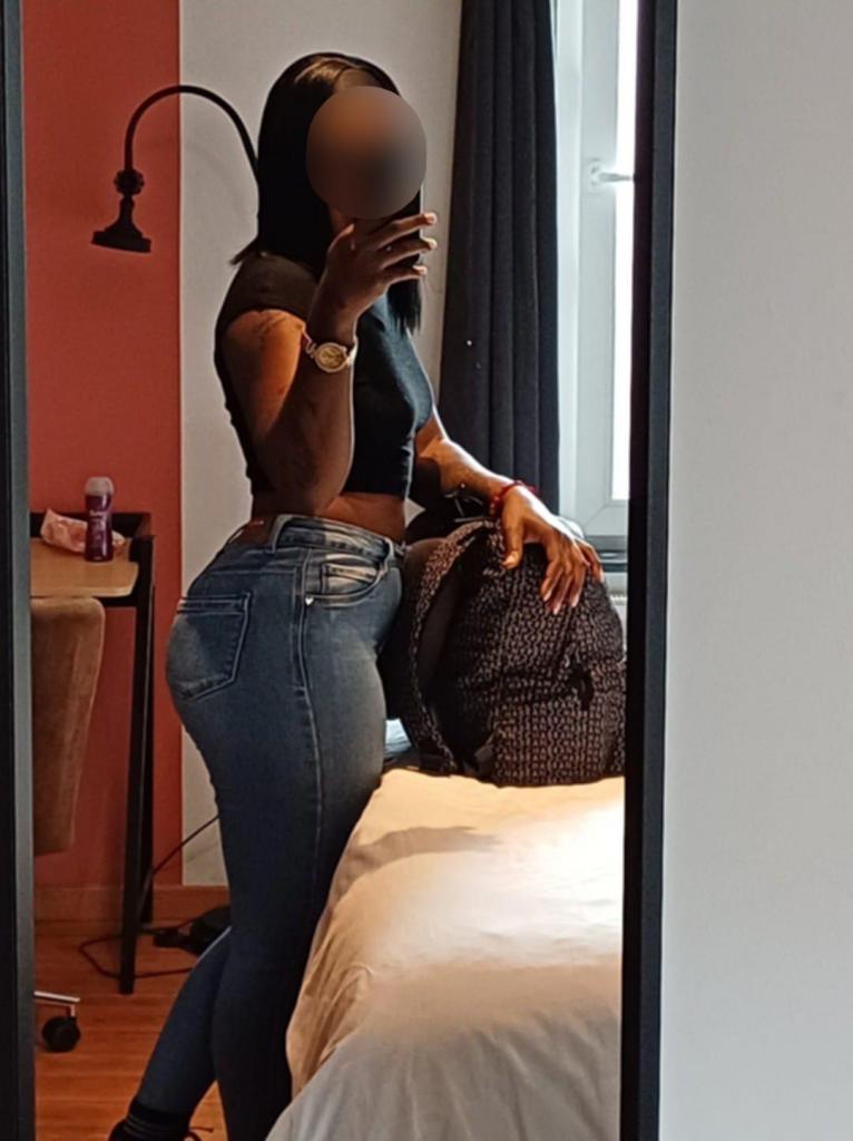 Chica busca chico en Tarragona: 