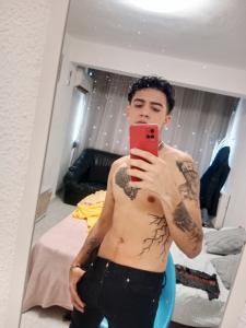 678532891: Chico busca chica en Zaragoza