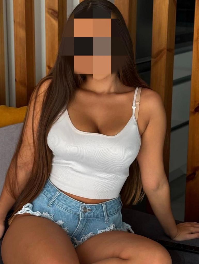 632220175: Chica busca chico en Granada