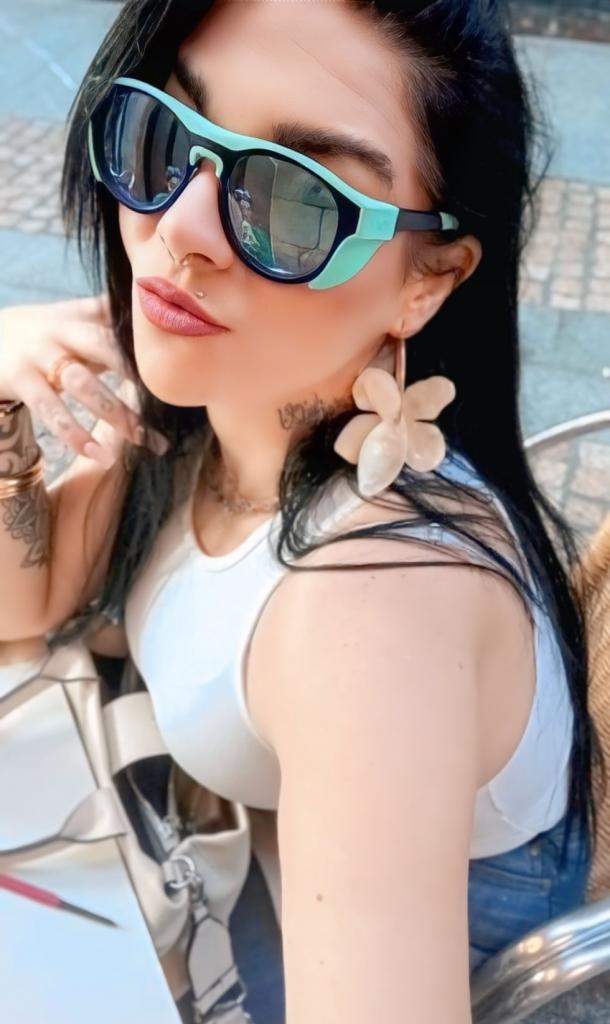 Chica busca chico en La Coruña: 