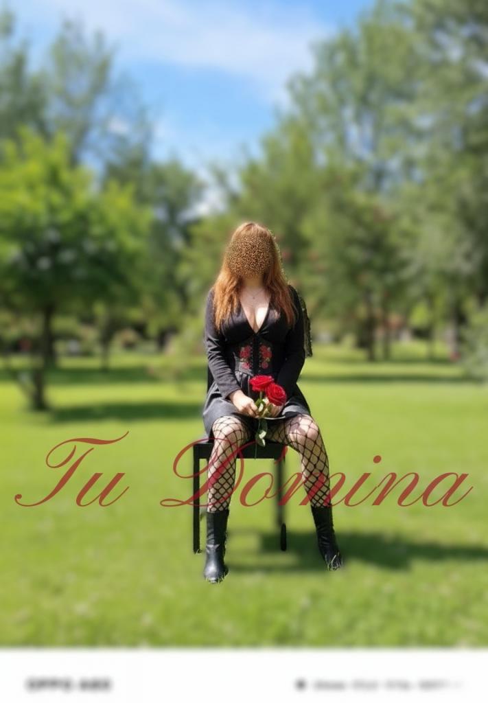 Chica busca chico en Sevilla: 