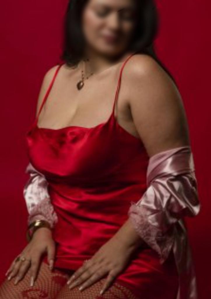 Chica busca chico en Cádiz: 