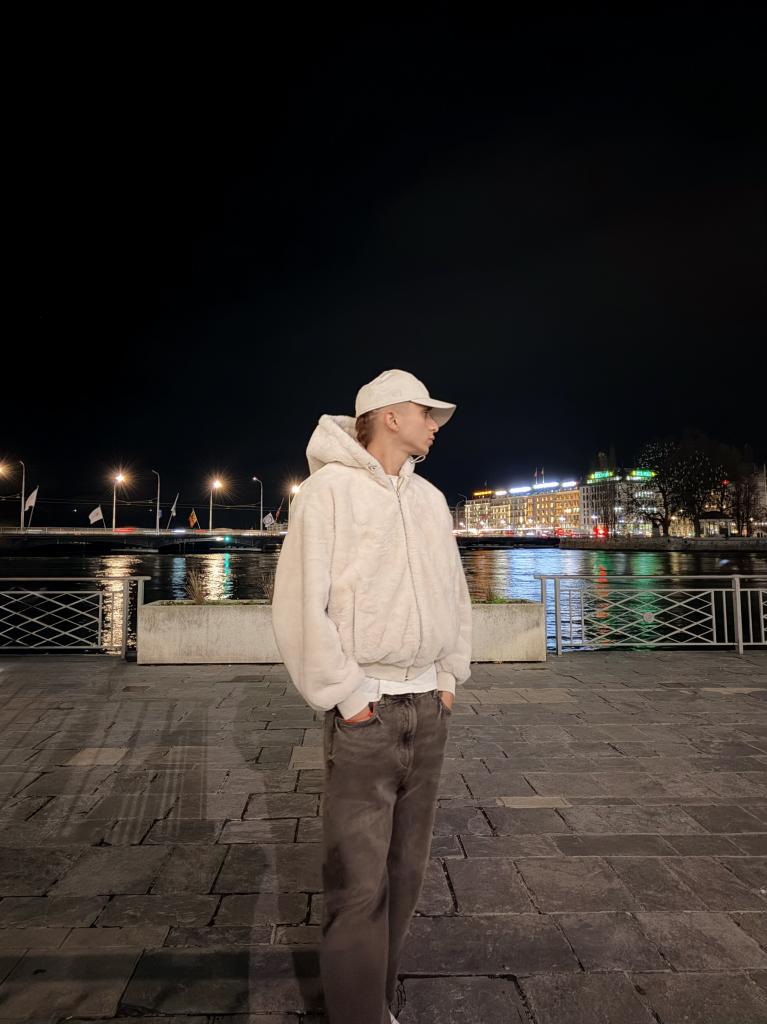 Chico busca chica en Madrid: 