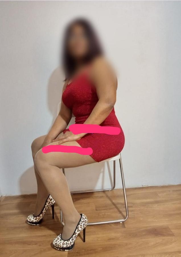 Chica busca chico en Granada: 