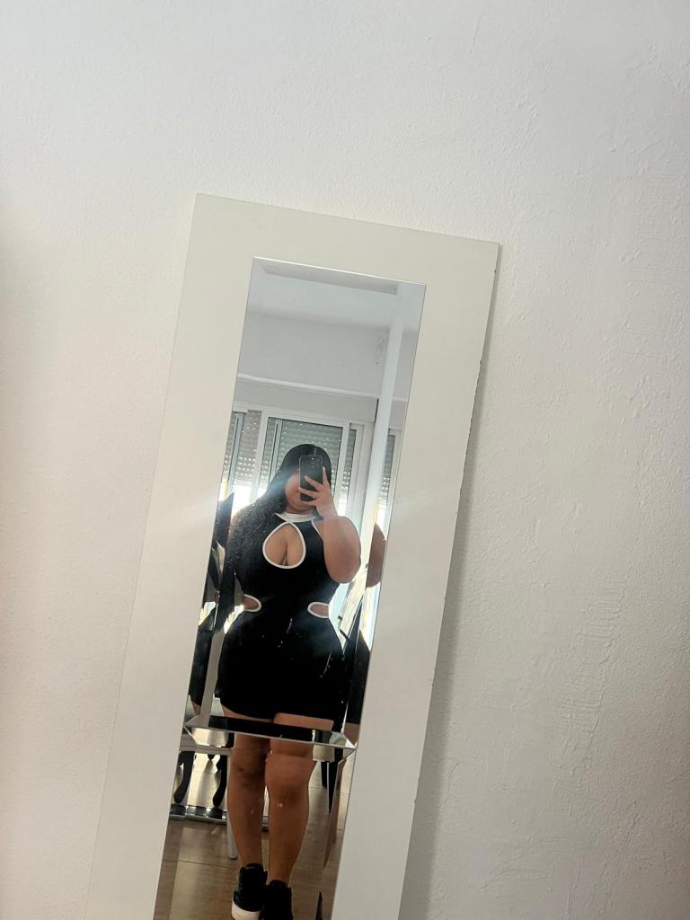 Chica busca chico en Alicante: 