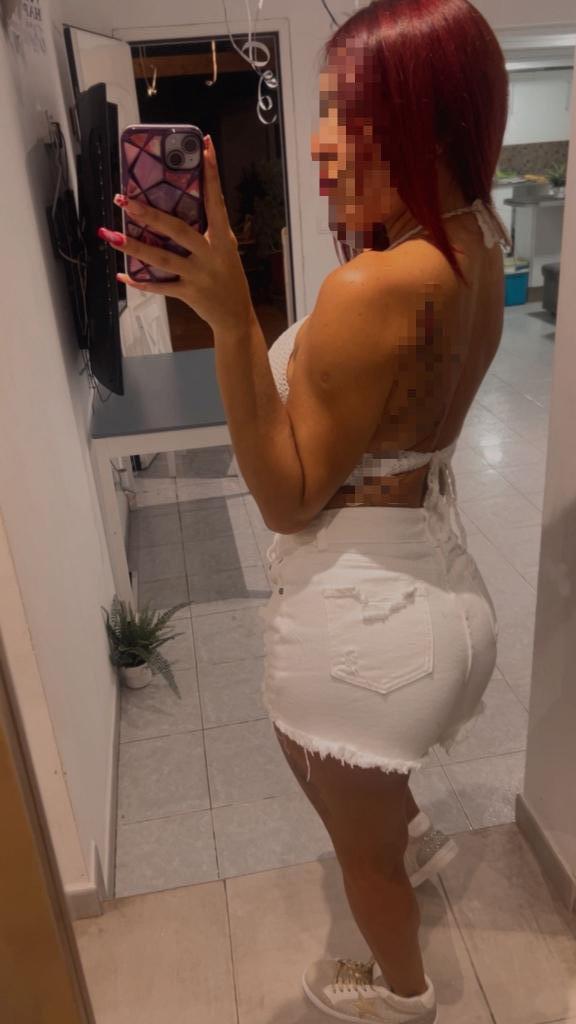 Chica busca chico en Huelva: 