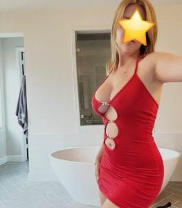 654137743: Chica busca chico en Málaga