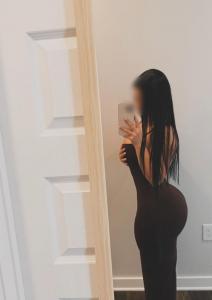 641035372: Chica busca chico en Sevilla