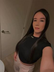 613741935: Chica busca chico en Cáceres