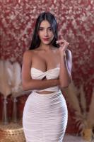 667637729: Chica busca chico en Barcelona