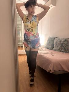 613861920: Chica busca chico en Madrid