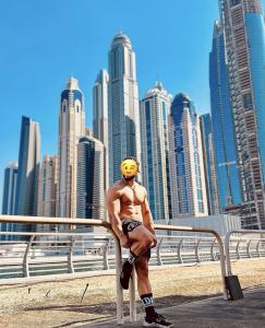 Chico busca chica en Málaga: 