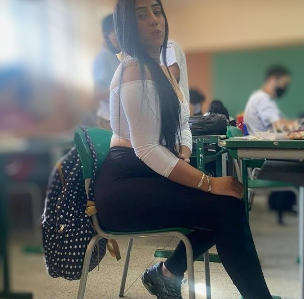 Chica busca chico en Cádiz: 