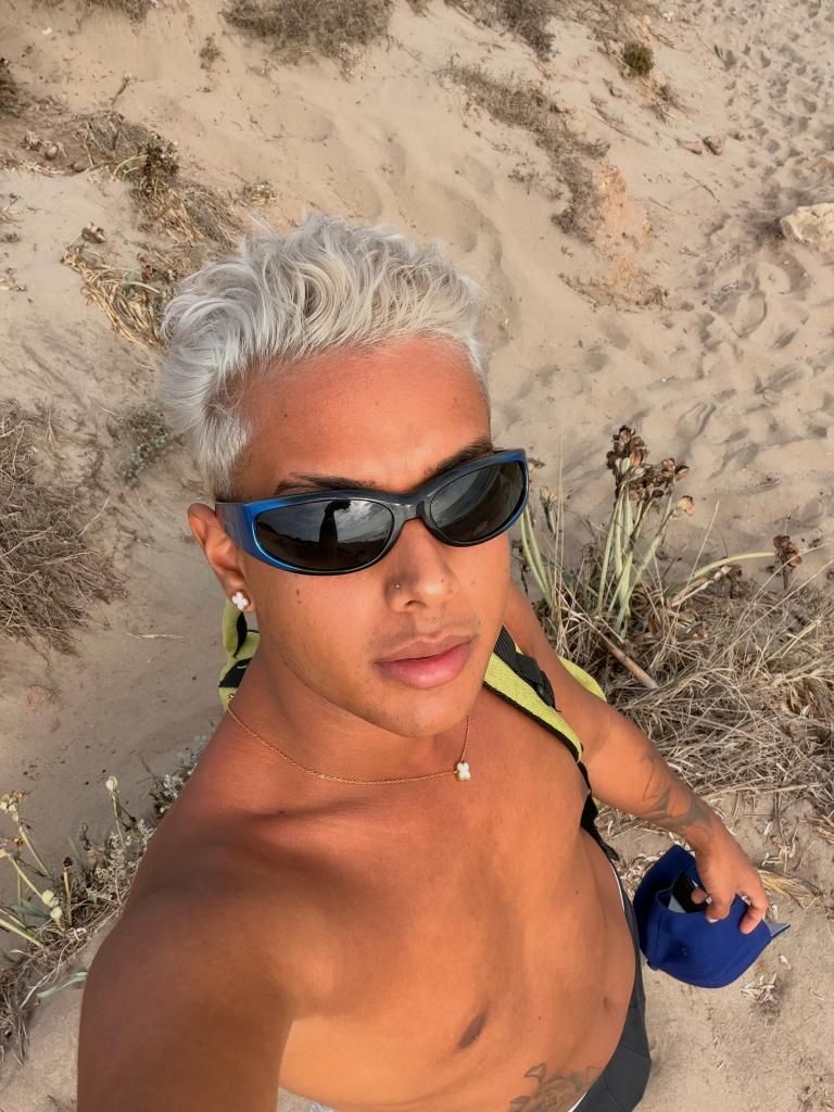 Chico busca chica en Málaga: 