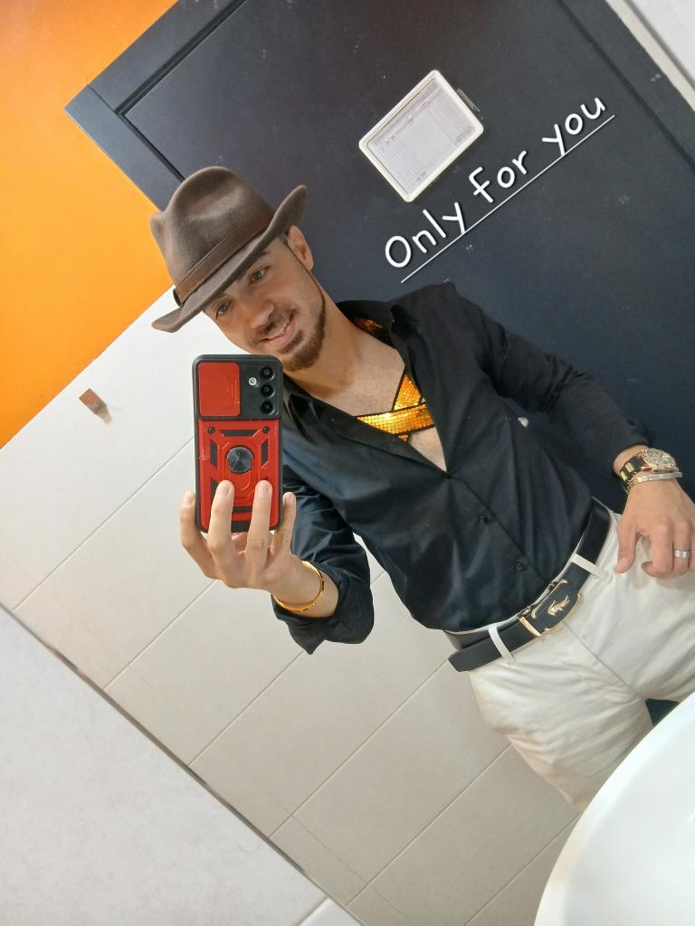 627699981: Chico busca chica en Valladolid