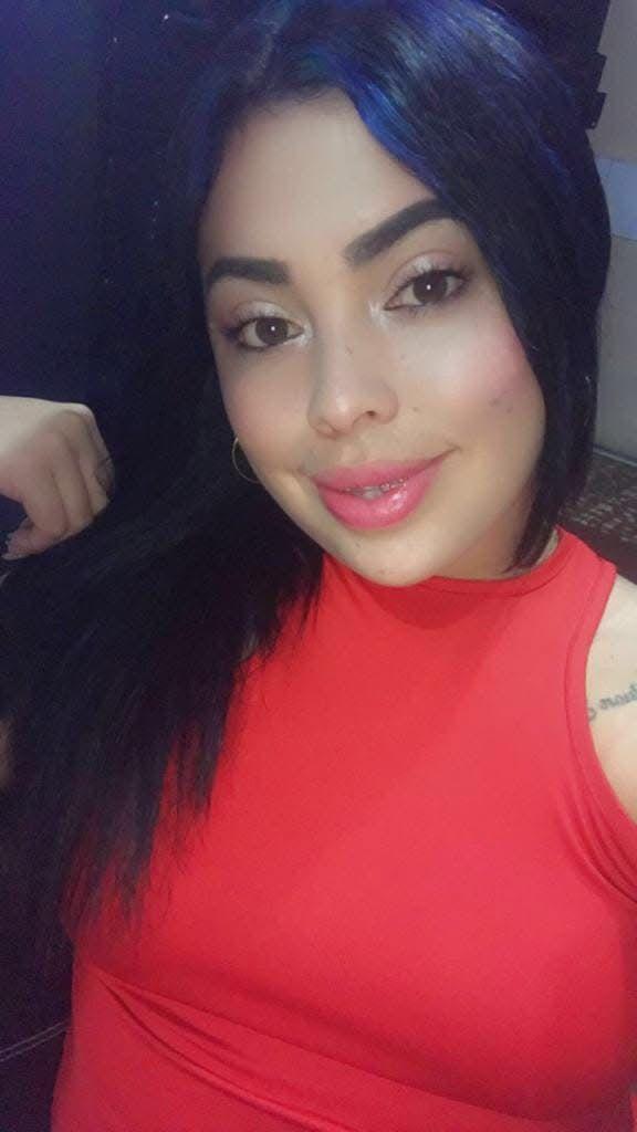 Chica busca chico en Cádiz: 