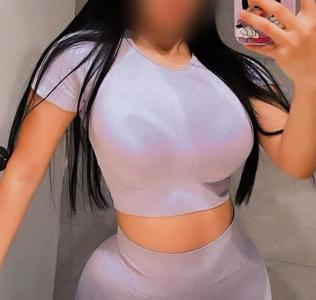 604312546: Chica busca chico en Sevilla