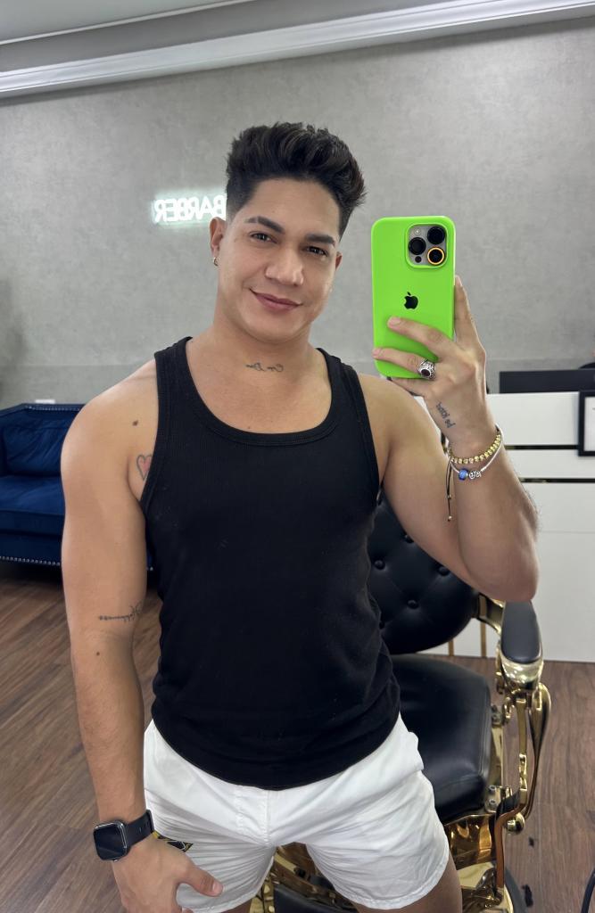 604394307: Chico busca chica en Madrid