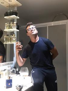 635543317: Chico busca chica en Zaragoza