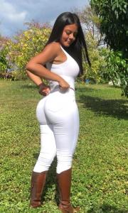 613746909: Chica busca chico en Tenerife