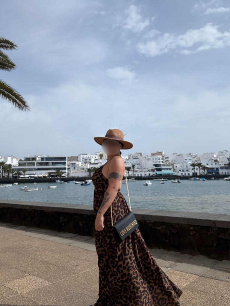 Chica busca chico en Murcia: Chica busca chico