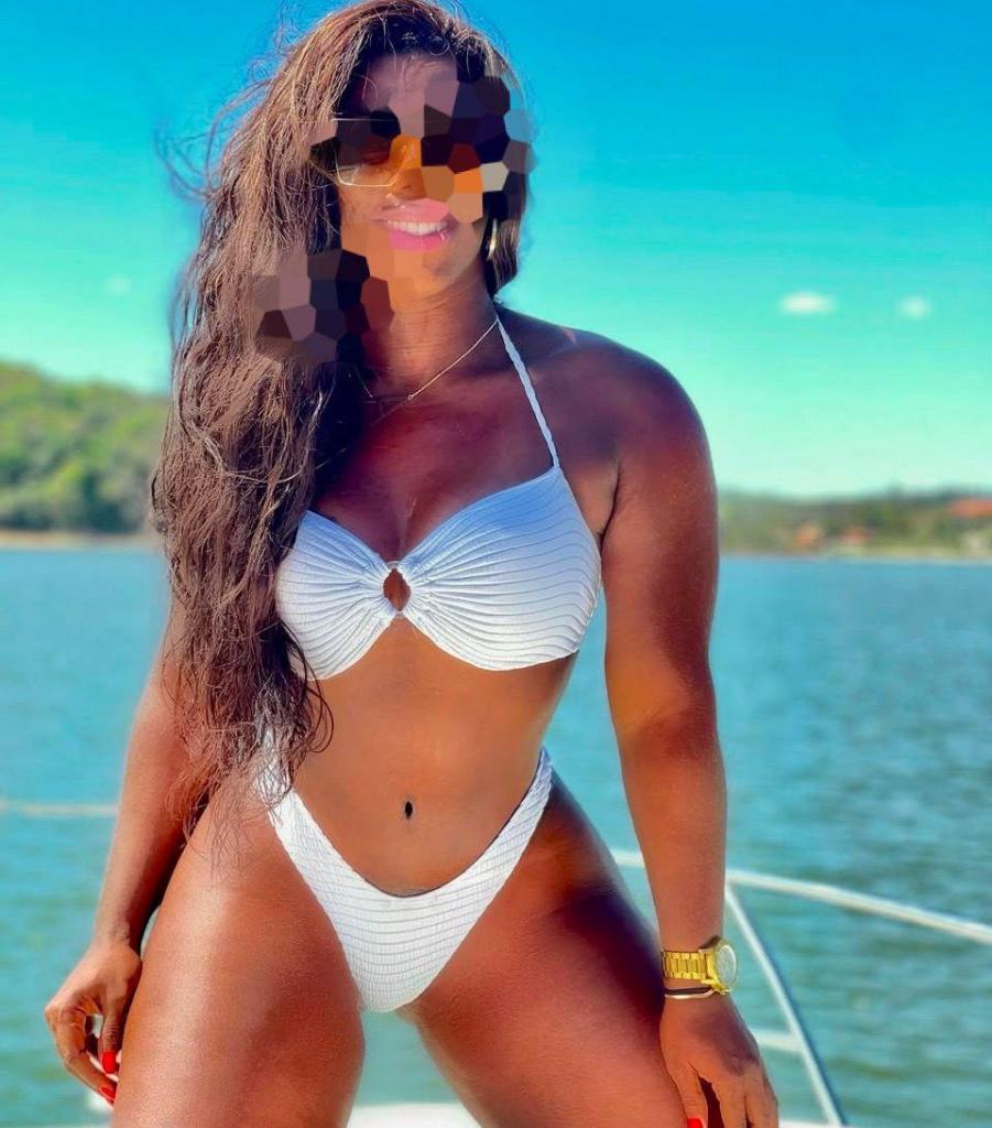 Chica busca chico en Tenerife: 