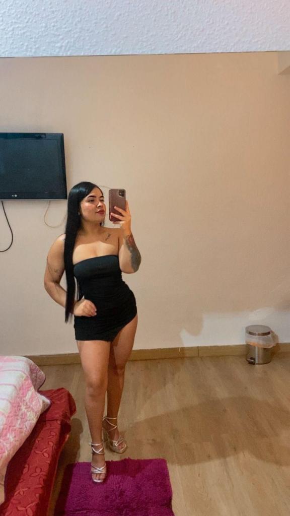 Chica busca chico en Valencia: Chica busca chico